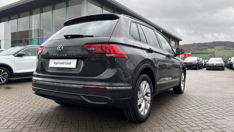 Volkswagen Tiguan 1.5 TSI 150 Life 5dr Petrol Estate